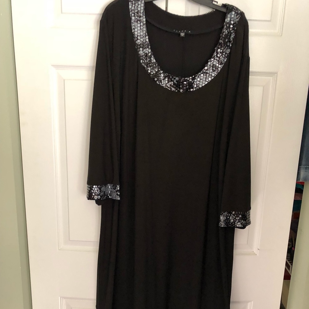 Black Tiana B dress